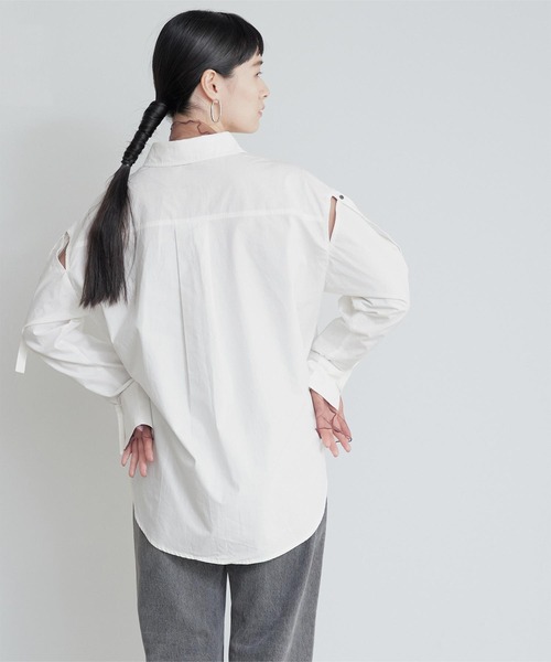 miette（ミエット）の「ｽﾘｯﾄｽﾘｰﾌﾞﾃﾞｻﾞｲﾝｼｬﾂ（シャツ/ブラウス・レディース・オフホワイト/ブラック・FREE）」の11枚目の写真