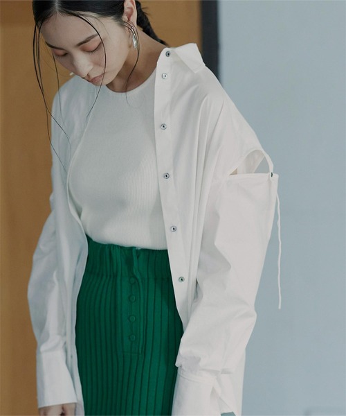 miette（ミエット）の「ｽﾘｯﾄｽﾘｰﾌﾞﾃﾞｻﾞｲﾝｼｬﾂ（シャツ/ブラウス・レディース・オフホワイト/ブラック・FREE）」の20枚目の写真