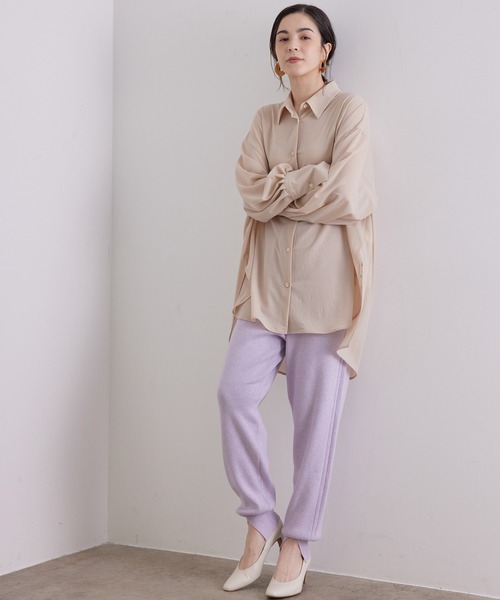 SALON adam et rope'（サロン アダム エ ロペ）の「裾スリットジョガーパンツ［MEDI Veil］【抗菌・消臭・UVケア】（その他パンツ・レディース・チャコールグレー/ベージュ/パープル・FREE）」の7枚目の写真