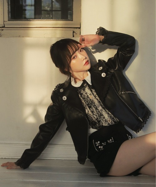 Swankiss(スワンキス)の「PN leather bijou riders(ライダースジャケット・レディース・ピンク/ベージュ/ブラック・FREE)」の7枚目の写真
