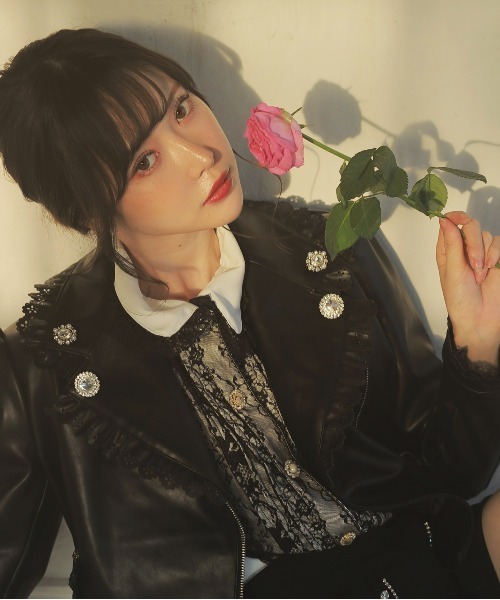 Swankiss(スワンキス)の「PN leather bijou riders(ライダースジャケット・レディース・ピンク/ベージュ/ブラック・FREE)」の8枚目の写真