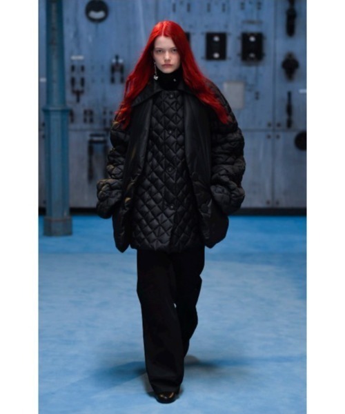 RAF SIMONS（ラフシモンズ）の「Padded oversized gilet（ベスト・メンズ・ダークブラウン系/ベージュ/ブラック・ONESIZE）」の2枚目の写真