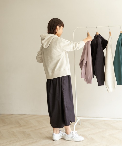 FORK&SPOON（フォークアンドスプーン）の「FORK&SPOON　ミーナフーディースウェット（パーカー・レディース・ブラウン/ネイビー/グリーン系その他/ホワイト系その他・ONE）」の6枚目の写真