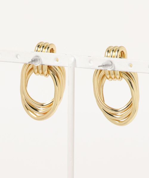 clear（クリア）の「トリプルオーバルピアス（ピアス（両耳用）・レディース・ゴールド・F）」の2枚目の写真