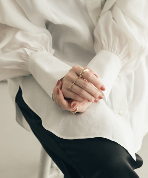 SMELLY(スメリー)の「2セットリング(リング・レディース・ゴールド・-)」の2枚目の写真