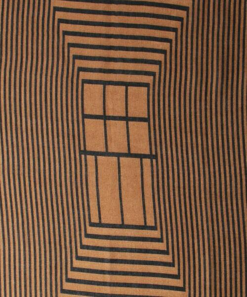 closet story（クローゼットストーリー）の「＜closet story（クローゼットストーリー）＞レクタングル プリント ストール（ストール/ショール・レディース・ブラウン/オフホワイト・FREE）」の5枚目の写真