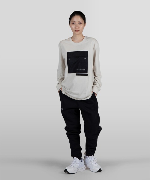 UNDER ARMOUR(アンダーアーマー)の「UAユーティリティー ロングスリーブ(トレーニング/メンズ)(Tシャツ/カットソー・メンズ・カーキ/アイボリー・M/XL/L/S/XXL/3XL)」の7枚目の写真