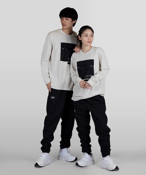 UNDER ARMOUR(アンダーアーマー)の「UAユーティリティー ロングスリーブ(トレーニング/メンズ)(Tシャツ/カットソー・メンズ・カーキ/アイボリー・M/XL/L/S/XXL/3XL)」の5枚目の写真