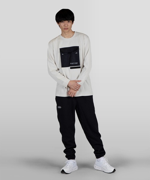 UNDER ARMOUR(アンダーアーマー)の「UAユーティリティー ロングスリーブ(トレーニング/メンズ)(Tシャツ/カットソー・メンズ・カーキ/アイボリー・M/XL/L/S/XXL/3XL)」の9枚目の写真