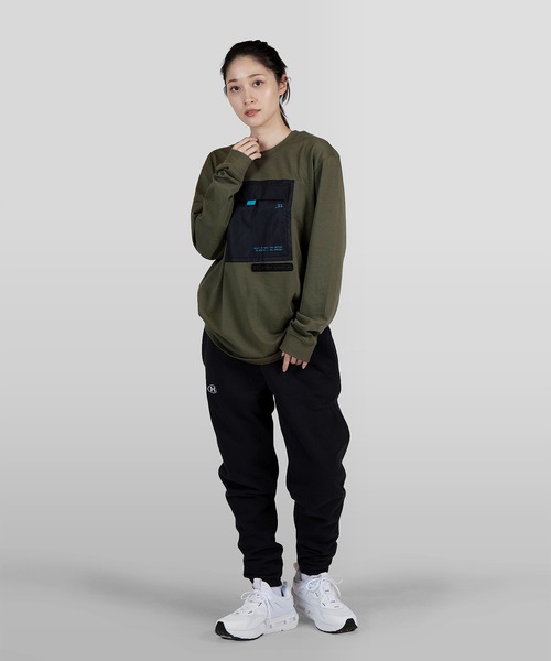 UNDER ARMOUR(アンダーアーマー)の「UAユーティリティー ロングスリーブ(トレーニング/メンズ)(Tシャツ/カットソー・メンズ・カーキ/アイボリー・M/XL/L/S/XXL/3XL)」の13枚目の写真