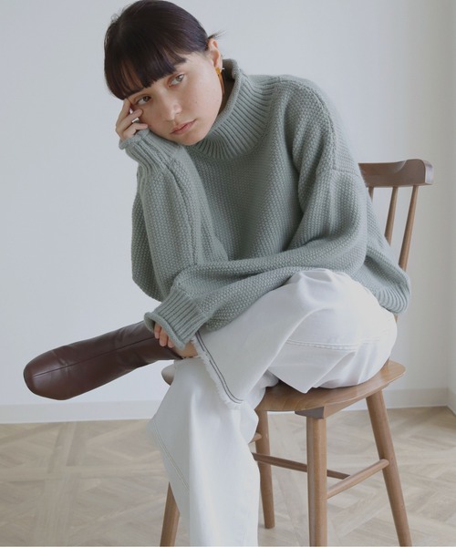 HER CLOSET(ハークローゼット)の「【shemoshelly】ショート丈ラーベンニット(ニット/セーター・レディース・パープル/アイボリー/ミント・M/S)」の21枚目の写真