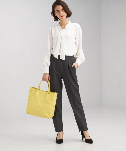 green label relaxing(グリーンレーベルリラクシング)の「P ボウタイ ブラウス(シャツ/ブラウス・レディース・ネイビー/オフホワイト/ナチュラル・FREE)」の13枚目の写真