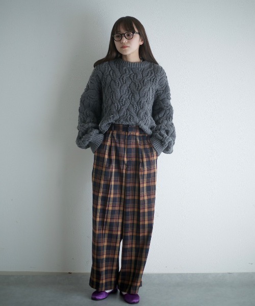 spoon store（スプーンストア）の「もちもちケーブルショート丈ニット（ニット/セーター・レディース・オレンジ/ブルー/アイボリー・フリー）」の17枚目の写真