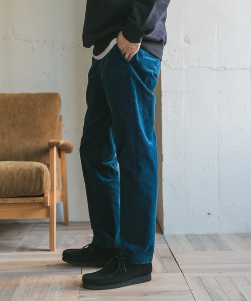 URBAN RESEARCH DOORS(アーバンリサーチドアーズ)の「コーデュロイストレッチトラウザー(その他パンツ・メンズ・オリーブ/グレー系その他/ブラック/ブルー・40/38/36)」の7枚目の写真