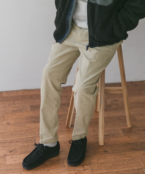 URBAN RESEARCH DOORS(アーバンリサーチドアーズ)の「コーデュロイストレッチトラウザー(その他パンツ・メンズ・オリーブ/グレー系その他/ブラック/ブルー・40/38/36)」の11枚目の写真