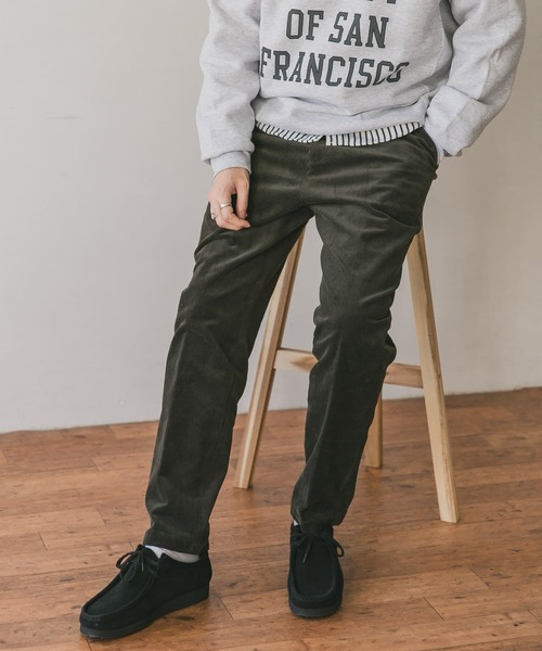 URBAN RESEARCH DOORS(アーバンリサーチドアーズ)の「コーデュロイストレッチトラウザー(その他パンツ・メンズ・オリーブ/グレー系その他/ブラック/ブルー・40/38/36)」の19枚目の写真