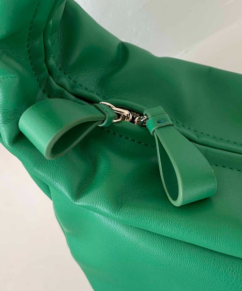 CAPRICIEUX LE'MAGE（カプリシューレマージュ）の「ギャザーハーフラウンドバッグ（ハンドバッグ・レディース・アイボリー/ブルー/グリーン/ブラック・FREE）」の7枚目の写真