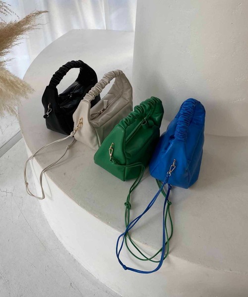 CAPRICIEUX LE'MAGE（カプリシューレマージュ）の「ギャザーハーフラウンドバッグ（ハンドバッグ・レディース・アイボリー/ブルー/グリーン/ブラック・FREE）」の13枚目の写真