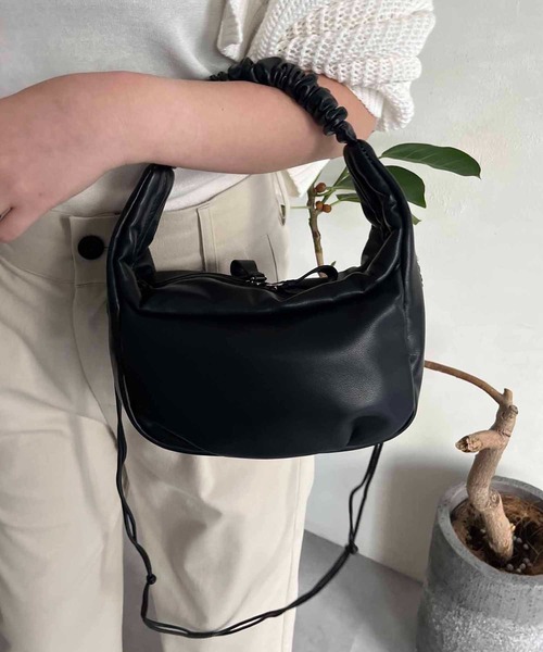 CAPRICIEUX LE'MAGE（カプリシューレマージュ）の「ギャザーハーフラウンドバッグ（ハンドバッグ・レディース・アイボリー/ブルー/グリーン/ブラック・FREE）」の19枚目の写真