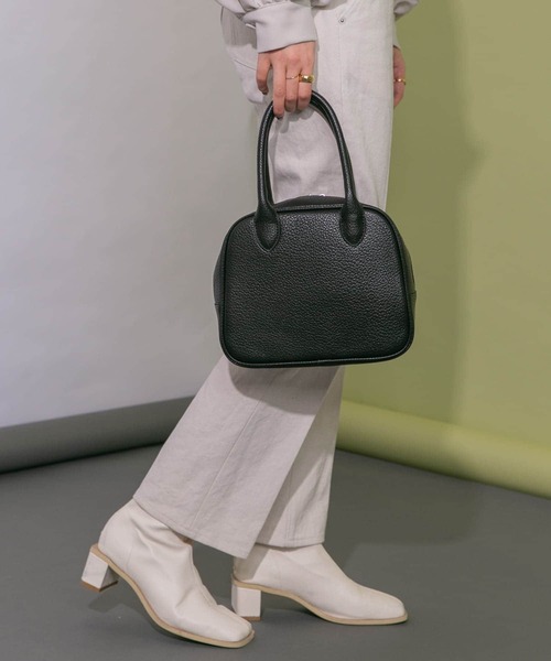 KBF（ケイビーエフ）の「エンボスミニボストンBAG（ボストンバッグ・レディース・ブラック/ホワイト/キャメル・ONE）」の14枚目の写真