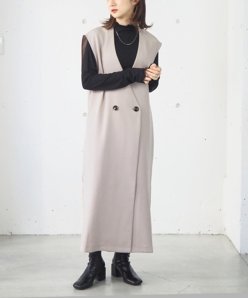 tiptop（ティップトップ）の「ロングベスト/ジレジャンパースカート（ベスト・レディース・アイボリー/ブラック・FREE）」の6枚目の写真