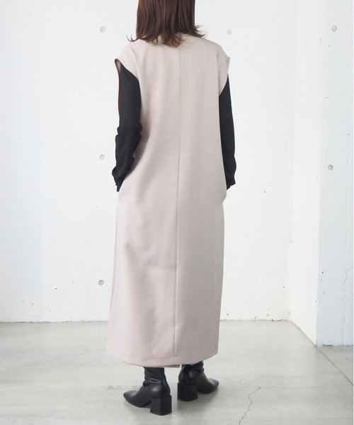 tiptop（ティップトップ）の「ロングベスト/ジレジャンパースカート（ベスト・レディース・アイボリー/ブラック・FREE）」の7枚目の写真