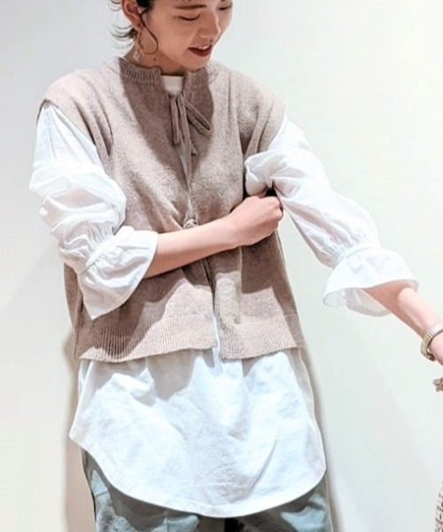 studio CLIP(スタディオクリップ)の「袖コンシャス長袖Tシャツ(Tシャツ/カットソー・レディース・ホワイト/ブラック/オフホワイト・FREE)」の1枚目の写真