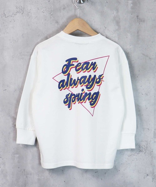 THE CASUAL(カジュアル)の「ビッグシルエットプリントトレーナー キッズ(スウェット・キッズ・ホワイト系/ブラック系/ブラック系2/杢グレー/ブラック系1/カーキ/オフホワイト/チャコール/ブラック/ベージュ系/ネイビー/グリーン系/ブラック系4/ブルー系/ミント/ベージュ/ブラック系3/オートミール・130cm/120cm/150cm/110cm/160cm/140cm)」の2枚目の写真