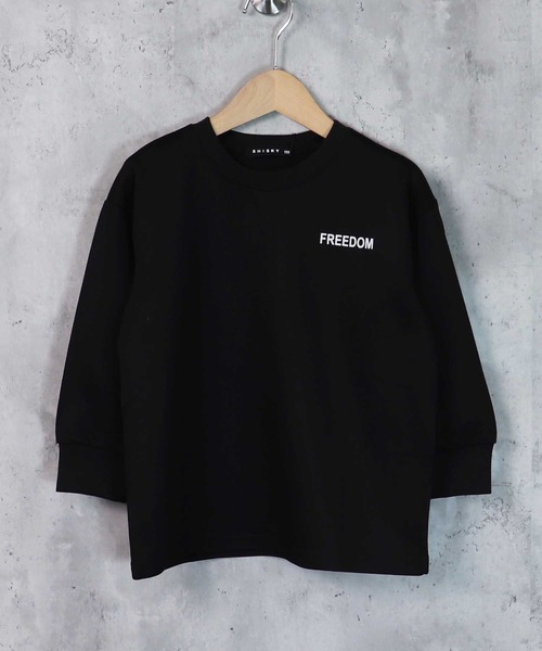 THE CASUAL(カジュアル)の「ビッグシルエットプリントトレーナー キッズ(スウェット・キッズ・ホワイト系/ブラック系/ブラック系2/杢グレー/ブラック系1/カーキ/オフホワイト/チャコール/ブラック/ベージュ系/ネイビー/グリーン系/ブラック系4/ブルー系/ミント/ベージュ/ブラック系3/オートミール・130cm/120cm/150cm/110cm/160cm/140cm)」の22枚目の写真