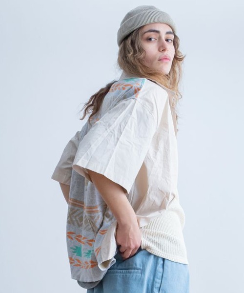 Universal Style Wear(ユニバーサルスタイルウェア)の「Universal Style Wear ナバホ ジャカード シャツ(シャツ/ブラウス・メンズ・オフホワイト/ブラック/カーキ系/ライトベージュ・MEDIUM/LARGE/X-LARGE)」の6枚目の写真