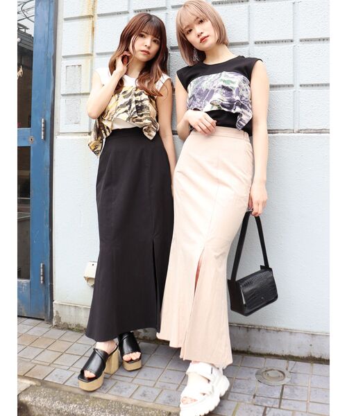 MURUA（ムルーア）の「サイドスリットマーメイドスカート（スカート・レディース・ブラック/グリーン/アイボリー・1/2）」の14枚目の写真