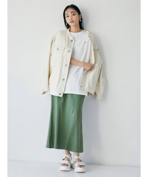 MURUA（ムルーア）の「サイドスリットマーメイドスカート（スカート・レディース・ブラック/グリーン/アイボリー・1/2）」の17枚目の写真