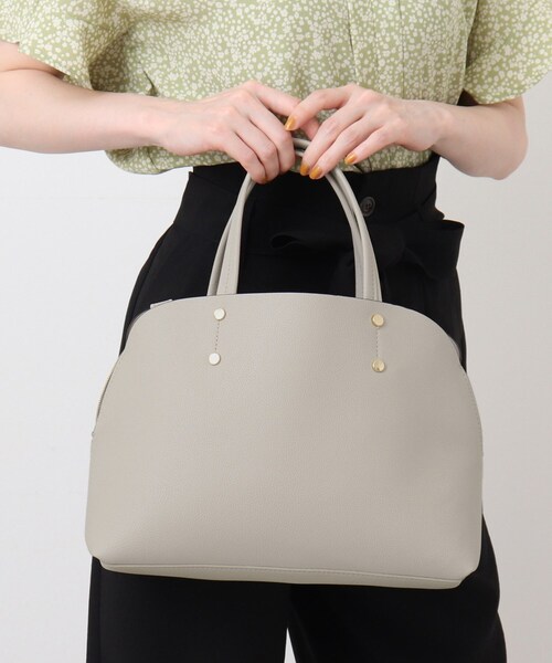DRESKIP（ドレスキップ）の「◆口元ラウンド一枚革風あおりポケットトート（トートバッグ・レディース・アイボリー/グレー/ブラック・00）」の5枚目の写真