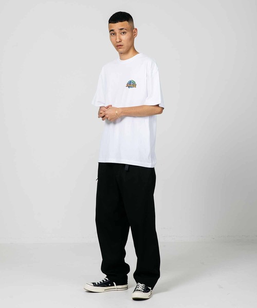 XLARGE(エクストララージ)の「CRASH WORLD S/S TEE/グラフィック 半袖 Tシャツ(Tシャツ/カットソー・メンズ・ブラック/バーガンディー/ホワイト・M/S/L/XL)」の16枚目の写真