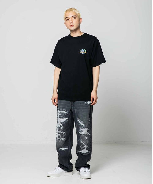 XLARGE(エクストララージ)の「CRASH WORLD S/S TEE/グラフィック 半袖 Tシャツ(Tシャツ/カットソー・メンズ・ブラック/バーガンディー/ホワイト・M/S/L/XL)」の18枚目の写真