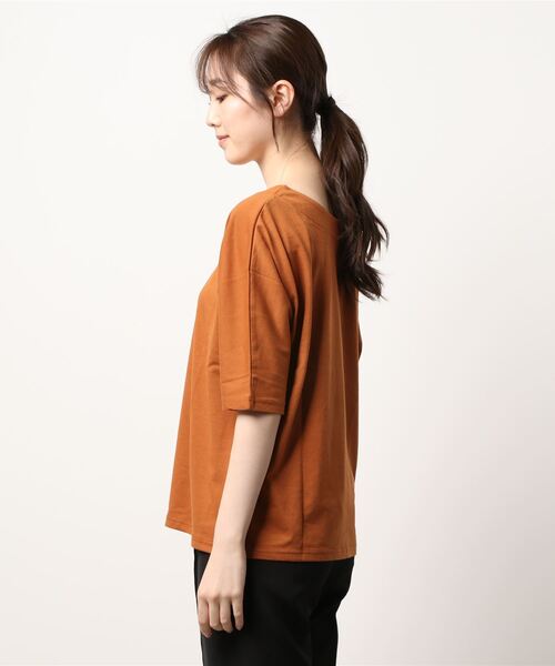 KOBE LETTUCE(コウベレタス)の「ゆるカットソートップス(Tシャツ/カットソー・レディース・ブラック/オレンジ系/パープル系その他/ホワイト×ブラック/オフホワイト・FREE)」の6枚目の写真