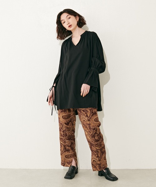 Lui's（ルイス）の「ラッフルスリーブギャザーブラウス（シャツ/ブラウス・レディース・ブラック/オフホワイト/ブルー・FREE）」の13枚目の写真