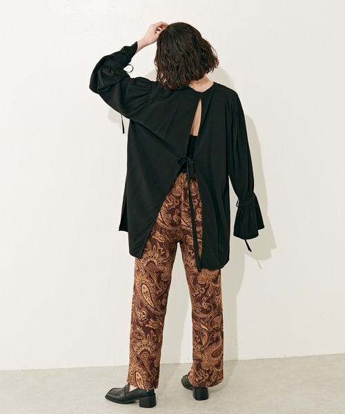 Lui's（ルイス）の「ラッフルスリーブギャザーブラウス（シャツ/ブラウス・レディース・ブラック/オフホワイト/ブルー・FREE）」の4枚目の写真