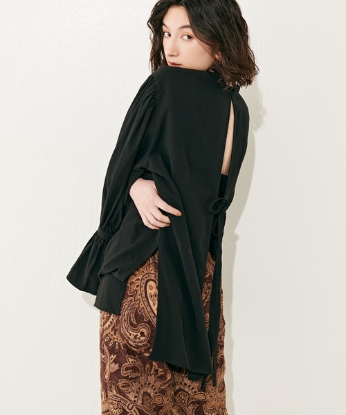 Lui's（ルイス）の「ラッフルスリーブギャザーブラウス（シャツ/ブラウス・レディース・ブラック/オフホワイト/ブルー・FREE）」の11枚目の写真