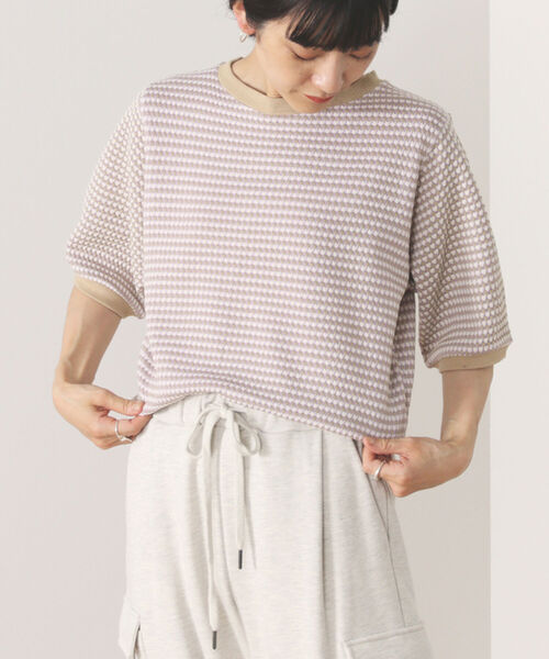 BEAMS HEART(ビームスハート)の「BEAMS HEART / ハニカム ジャカード プルオーバー(Tシャツ/カットソー・レディース・ベージュ/ブラック/ライトグレー・FREE)」の1枚目の写真