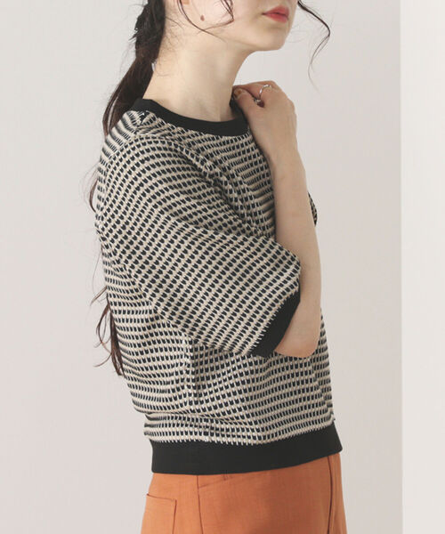 BEAMS HEART(ビームスハート)の「BEAMS HEART / ハニカム ジャカード プルオーバー(Tシャツ/カットソー・レディース・ベージュ/ブラック/ライトグレー・FREE)」の6枚目の写真