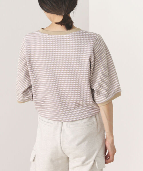 BEAMS HEART(ビームスハート)の「BEAMS HEART / ハニカム ジャカード プルオーバー(Tシャツ/カットソー・レディース・ベージュ/ブラック/ライトグレー・FREE)」の17枚目の写真