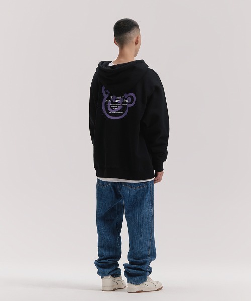 ISTKUNST（イストクンスト）の「A'GEM/9 × .kom『ISTKUNST/イストクンスト』BEAR & SMILEY HOOD ZIP UP/ベアロゴスマイル ジップアップパーカー（パーカー・レディース・ブラック/ライトグレー・L/M）」の7枚目の写真