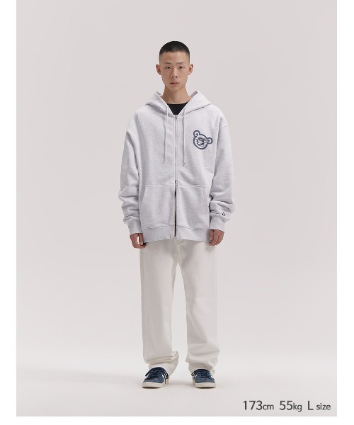 ISTKUNST（イストクンスト）の「A'GEM/9 × .kom『ISTKUNST/イストクンスト』BEAR & SMILEY HOOD ZIP UP/ベアロゴスマイル ジップアップパーカー（パーカー・レディース・ブラック/ライトグレー・L/M）」の12枚目の写真