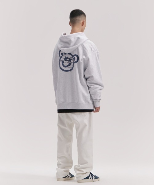 ISTKUNST（イストクンスト）の「A'GEM/9 × .kom『ISTKUNST/イストクンスト』BEAR & SMILEY HOOD ZIP UP/ベアロゴスマイル ジップアップパーカー（パーカー・レディース・ブラック/ライトグレー・L/M）」の11枚目の写真