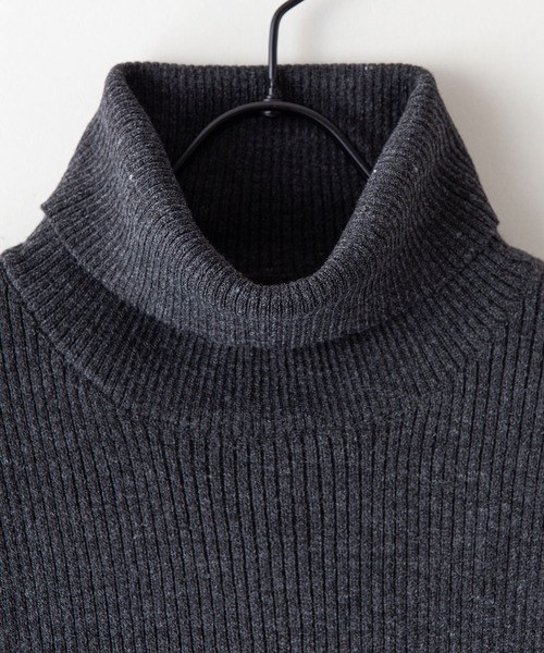 Blue Standard (ブルースタンダード)の「【BLUE STANDARD/ブルースタンダード】ストレッチ リブニット タートルネックセーター(ニット/セーター・メンズ・ホワイト/ブラック/チャコールグレー・LARGE/MEDIUM/X-LARGE)」の10枚目の写真