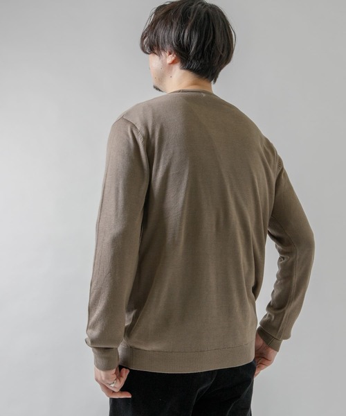 URBAN RESEARCH ROSSO MEN(アーバンリサーチロッソメン)の「『一部WEB限定カラー』『UR TECH』 ハイゲージクルーネックニット(ニット/セーター・メンズ・ネイビー/グレー系その他/ブラック/パープル系その他・LARGE/X-LARGE/MEDIUM)」の10枚目の写真