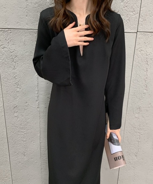 ECLIN（エクラン）の「袖スリットキーネックタイトワンピース（ワンピース・レディース・ブラック/ベージュ・S/M）」の14枚目の写真