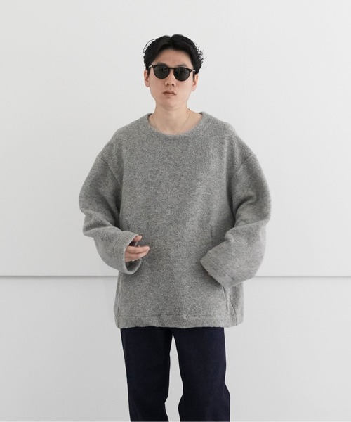 my beautiful landlet(マイビューティフルランドレット)の「my beautiful landlet PILE CREW NECK P/O(ニット/セーター・メンズ・ブラック/グレー・0/1)」の2枚目の写真
