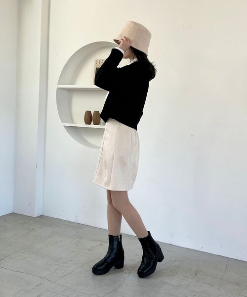 MAJESTIC LEGON（マジェスティックレゴン）の「2wayケーブルショートニットカーデ（カーディガン/ボレロ・レディース・ブラウン/ブラック/アイボリー・MEDIUM）」の6枚目の写真